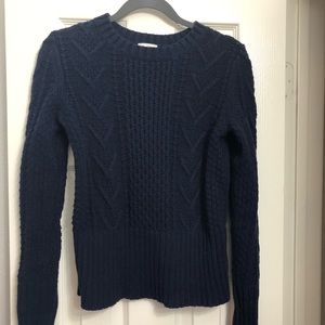 Gap sweater